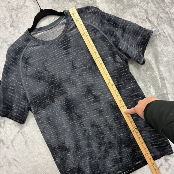 Men's L Lululemon Metal Vent Tech T Shirt Gray Active Workout Crewneck Camo - Picture 5 of 8